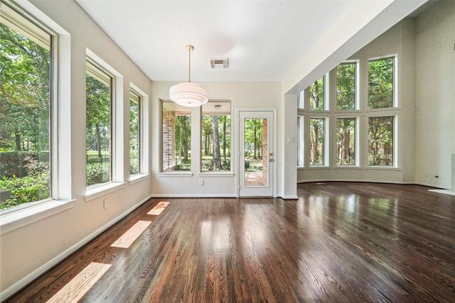 38 N Castlegreen Circle, The Woodlands, TX 77381