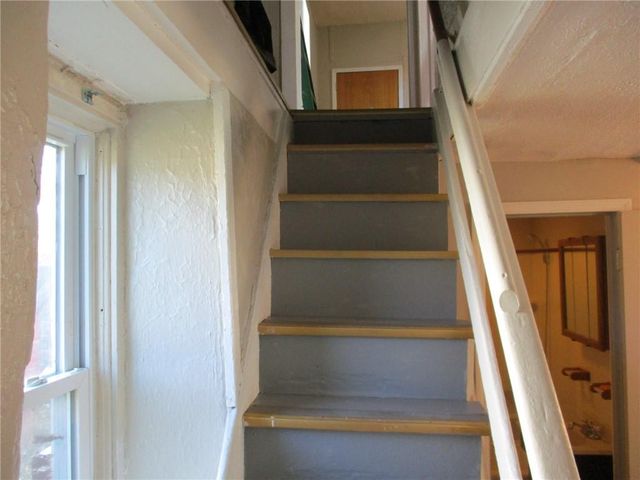 1320 S ESPLANADE Street, Leavenworth, KS 66048