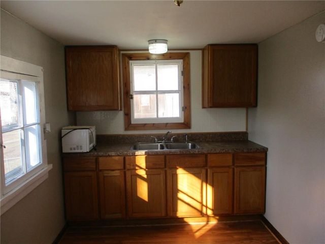 1320 S ESPLANADE Street, Leavenworth, KS 66048