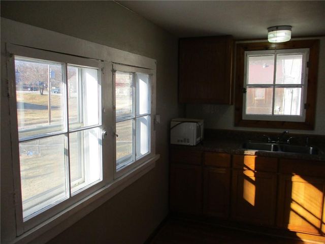 1320 S ESPLANADE Street, Leavenworth, KS 66048