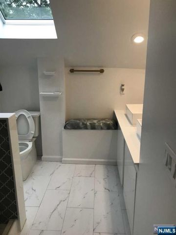 79 Riverdale Street 2, Hillsdale, NJ 07642