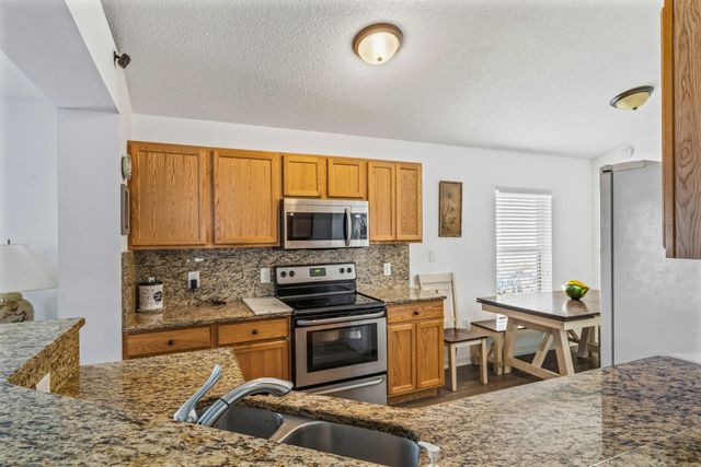 2574 12th Square SW, Vero Beach, FL 32968