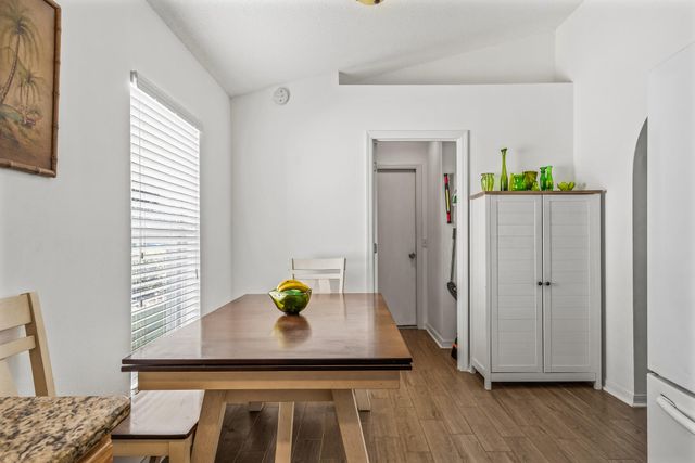 2574 12th Square SW, Vero Beach, FL 32968