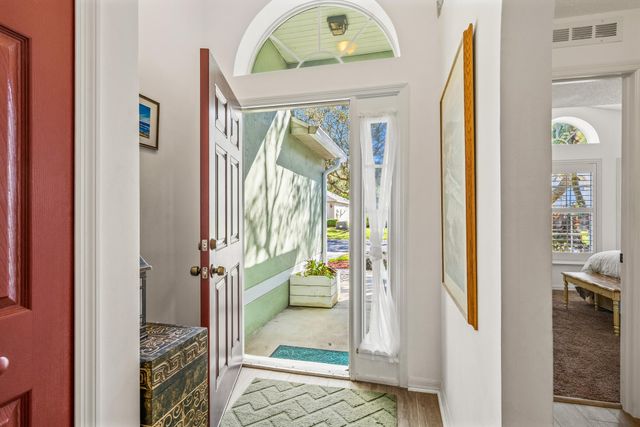 2574 12th Square SW, Vero Beach, FL 32968