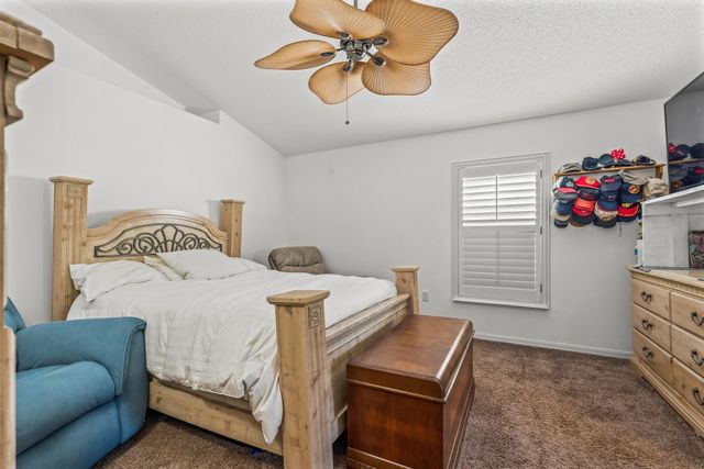 2574 12th Square SW, Vero Beach, FL 32968