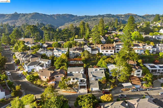 515 Cragmont Ave, Berkeley, CA 94708