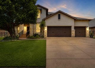 1813 Harvest Dance DR, Leander, TX 78641