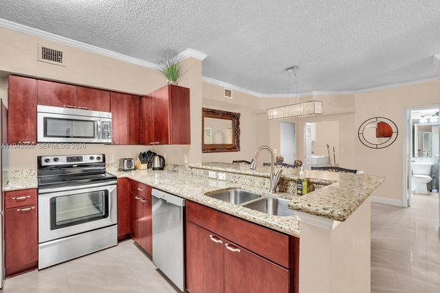 17100 N Bay Rd 1418, Sunny Isles Beach, FL 33160