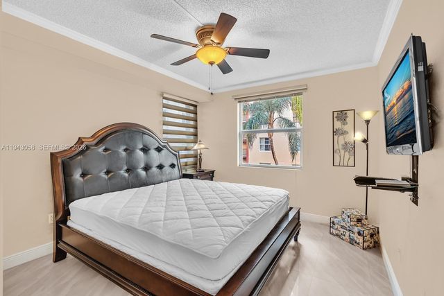 17100 N Bay Rd 1418, Sunny Isles Beach, FL 33160