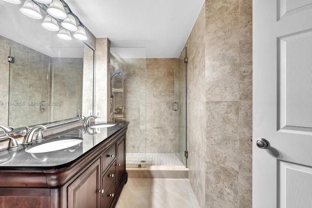 17100 N Bay Rd 1418, Sunny Isles Beach, FL 33160