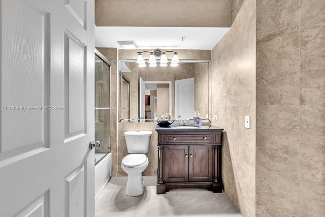 17100 N Bay Rd 1418, Sunny Isles Beach, FL 33160