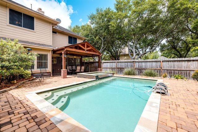 13903 Rosebranch Court, Houston, TX 77059