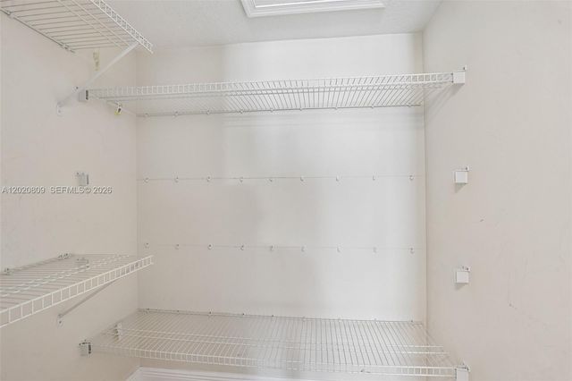 6235 SW 47th Mnr 201, Davie, FL 33314