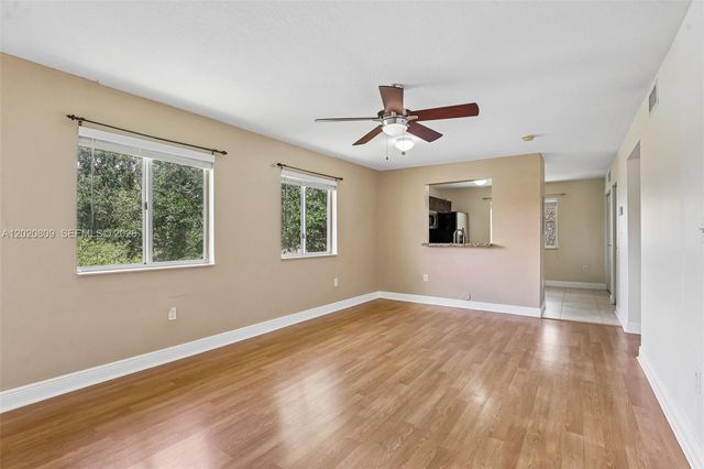 6235 SW 47th Mnr 201, Davie, FL 33314