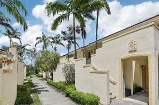 6235 SW 47th Mnr 201, Davie, FL 33314