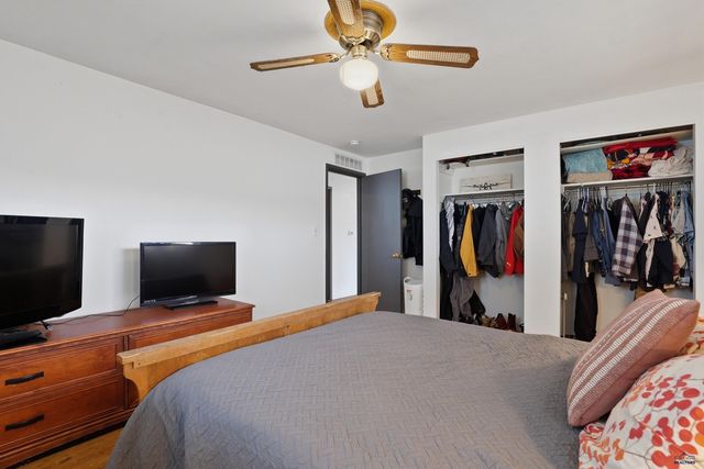 1001 JOY AVE, Rapid City, SD 57702