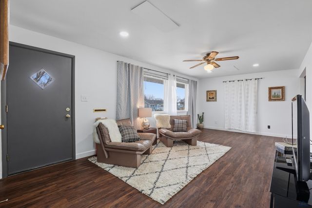 1001 JOY AVE, Rapid City, SD 57702