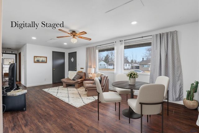 1001 JOY AVE, Rapid City, SD 57702