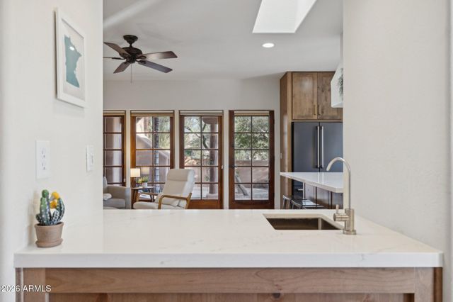 25018 N PASO Trail, Scottsdale, AZ 85255