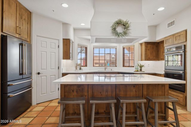 25018 N PASO Trail, Scottsdale, AZ 85255