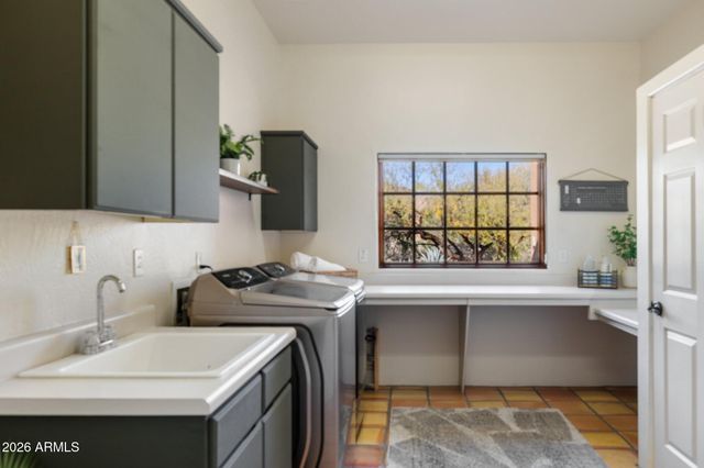 25018 N PASO Trail, Scottsdale, AZ 85255