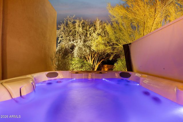 25018 N PASO Trail, Scottsdale, AZ 85255