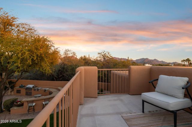 25018 N PASO Trail, Scottsdale, AZ 85255
