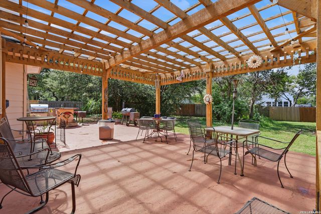 1902 SHOREHAM, San Antonio, TX 78260