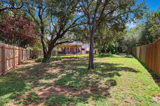 1902 SHOREHAM, San Antonio, TX 78260