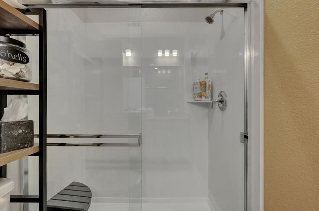 1104 Shadowgate Dr, Roseville, CA 95747