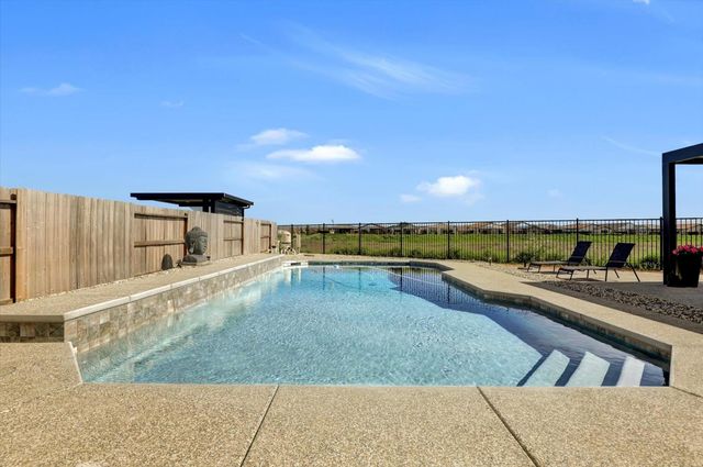 1104 Shadowgate Dr, Roseville, CA 95747