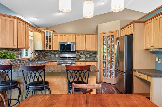 1233 Irvine Drive, Hanover, MN 55341