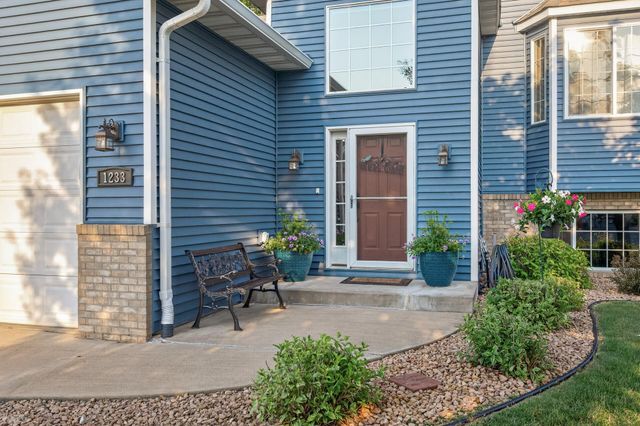 1233 Irvine Drive, Hanover, MN 55341