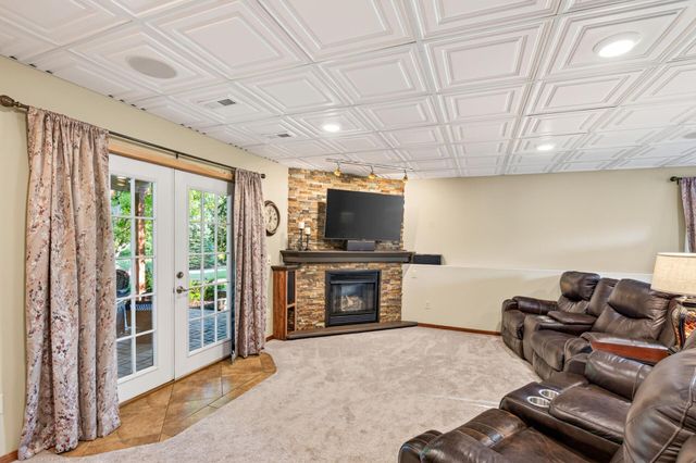 1233 Irvine Drive, Hanover, MN 55341