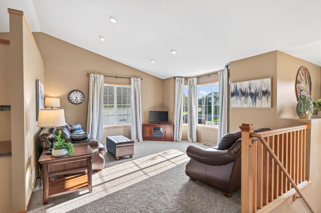 1233 Irvine Drive, Hanover, MN 55341