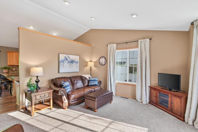 1233 Irvine Drive, Hanover, MN 55341