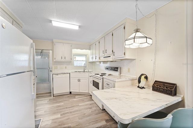 47 DELAWARE COURT S 10, Palm Harbor, FL 34684