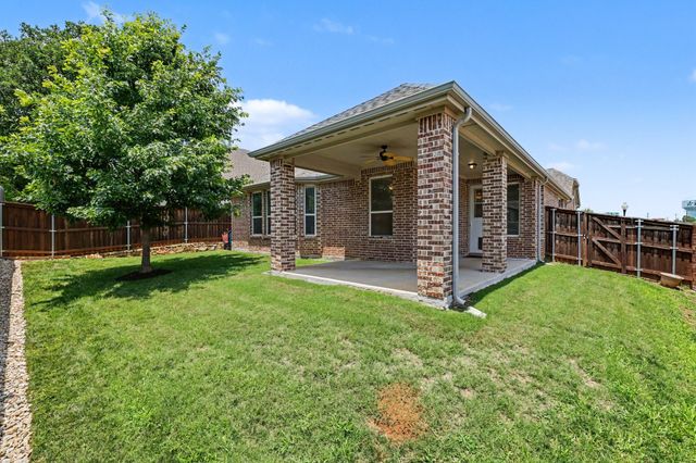 9320 Western Ridge Trail, North Richland Hills, TX 76182