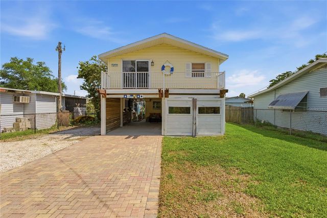 5251 ALPACA DRIVE, Weeki Wachee, FL 34607