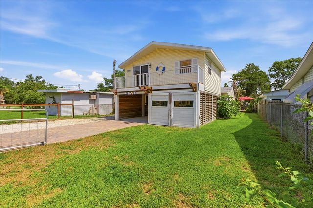 5251 ALPACA DRIVE, Weeki Wachee, FL 34607