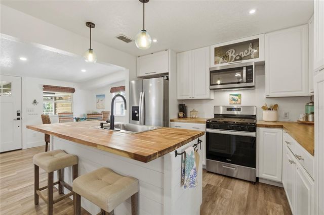 5251 ALPACA DRIVE, Weeki Wachee, FL 34607