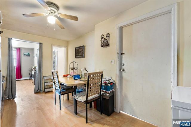 352 Totowa Avenue, Paterson, NJ 07502