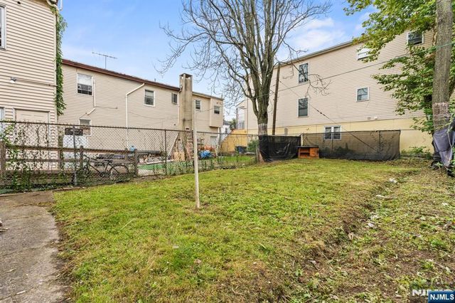 352 Totowa Avenue, Paterson, NJ 07502
