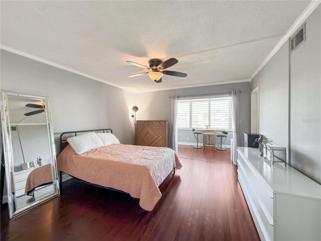 8100 DR MARTIN LUTHER KING JR STREET N 202, St Petersburg, FL 33702