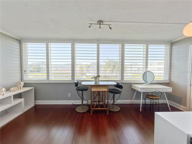 8100 DR MARTIN LUTHER KING JR STREET N 202, St Petersburg, FL 33702