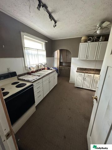 1930 5th Avenue, Kearney, NE 68845