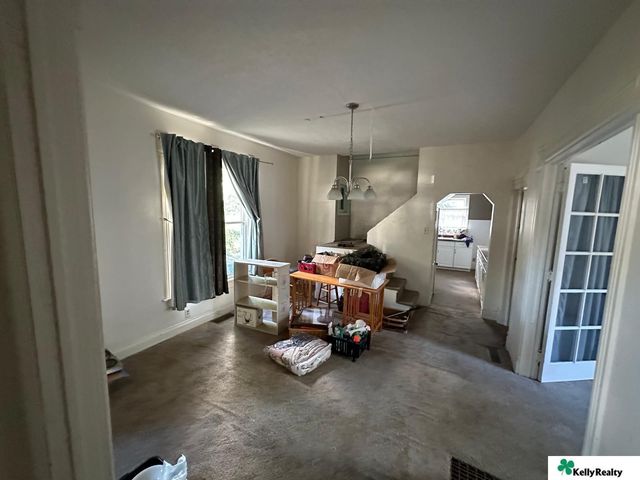 1930 5th Avenue, Kearney, NE 68845