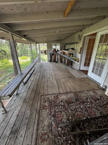 9317 Park Road 37, Lakehills, TX 78063