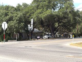 9317 Park Road 37, Lakehills, TX 78063