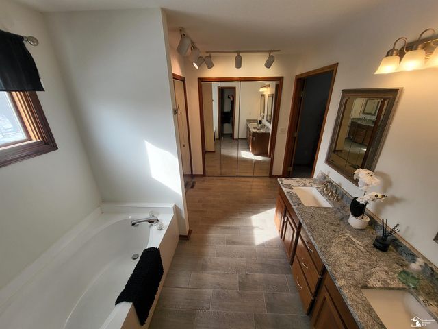 3405 Shadywood Drive, Bedford Twp, MI 48144